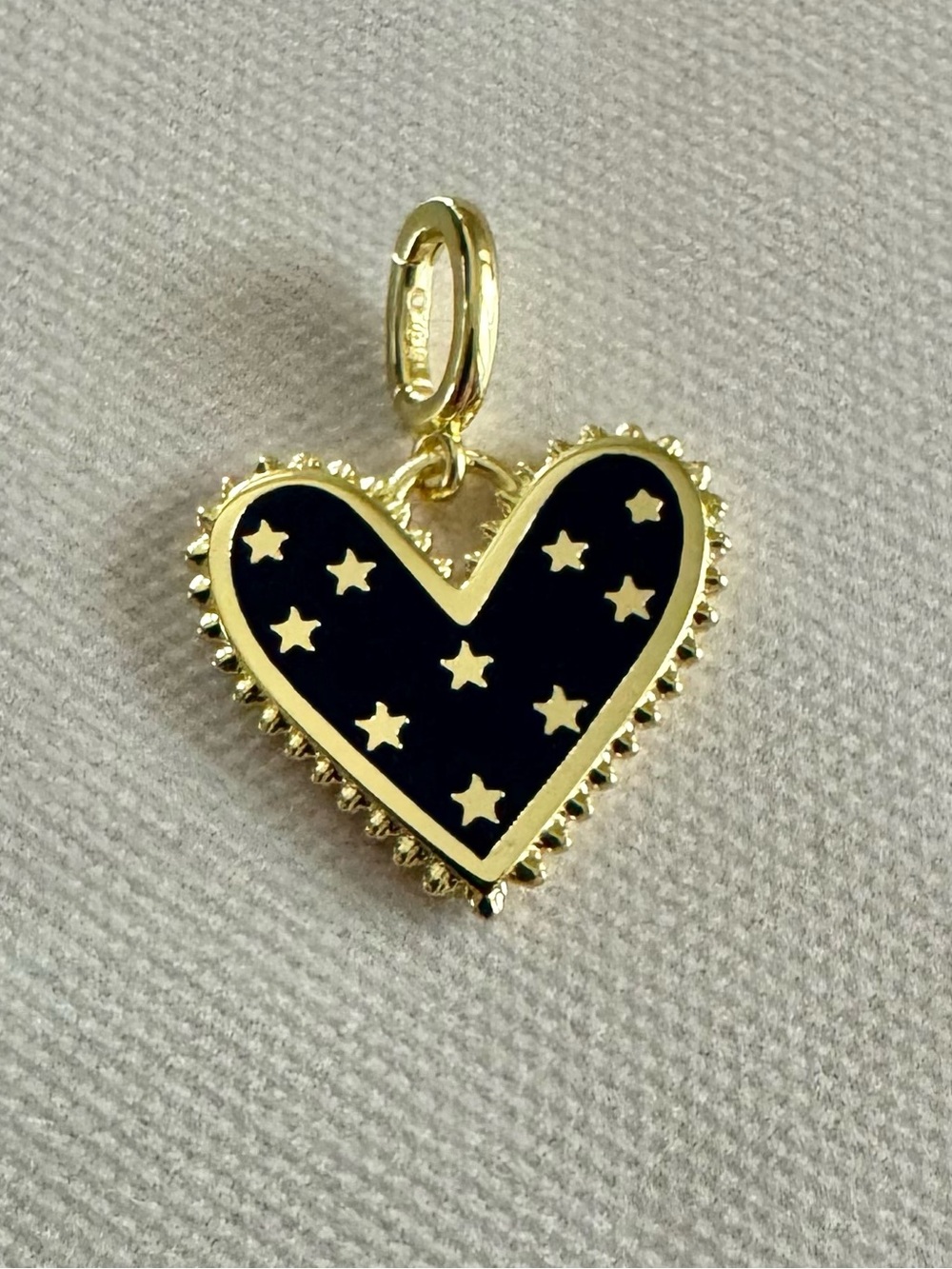 Gorjana NWOT Black Heart with 10 Tiny Gold Stars, Clip on Charm, Pendant